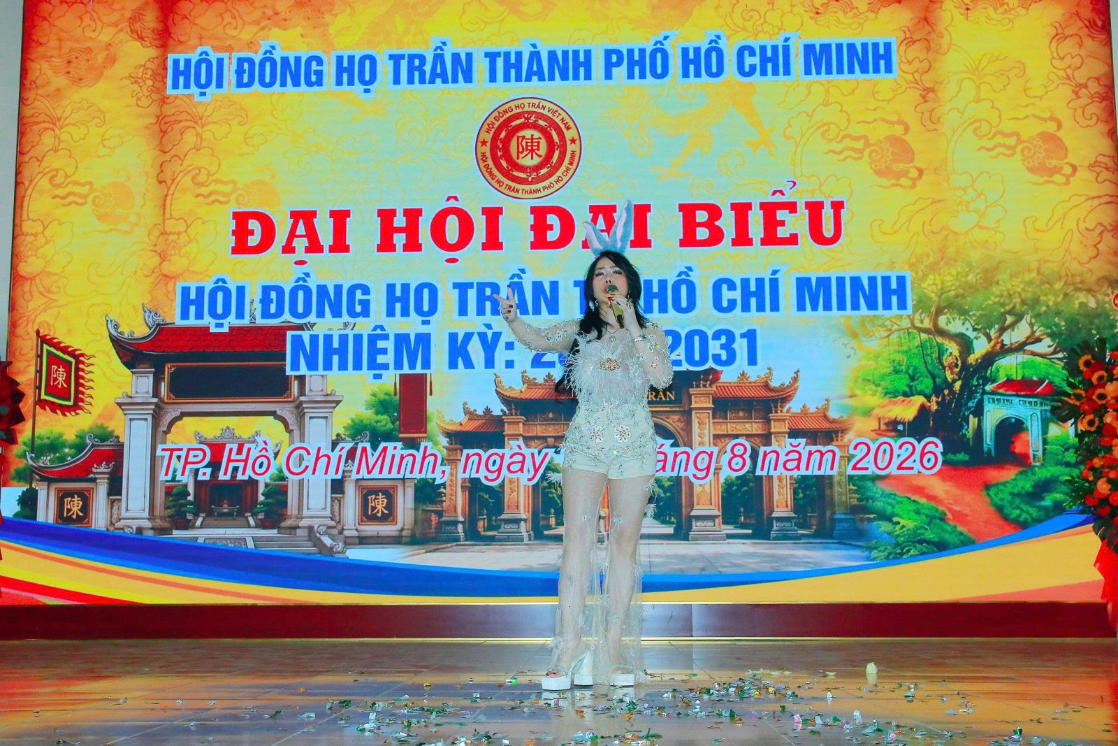 Cindy Trần – Giai điệu kết nối tại Đại hội đại biểu Doanh nhân họ Trần TP.HCM